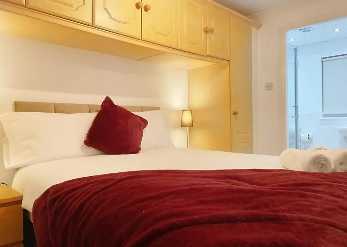 Cozy Nights Svp Detached House
